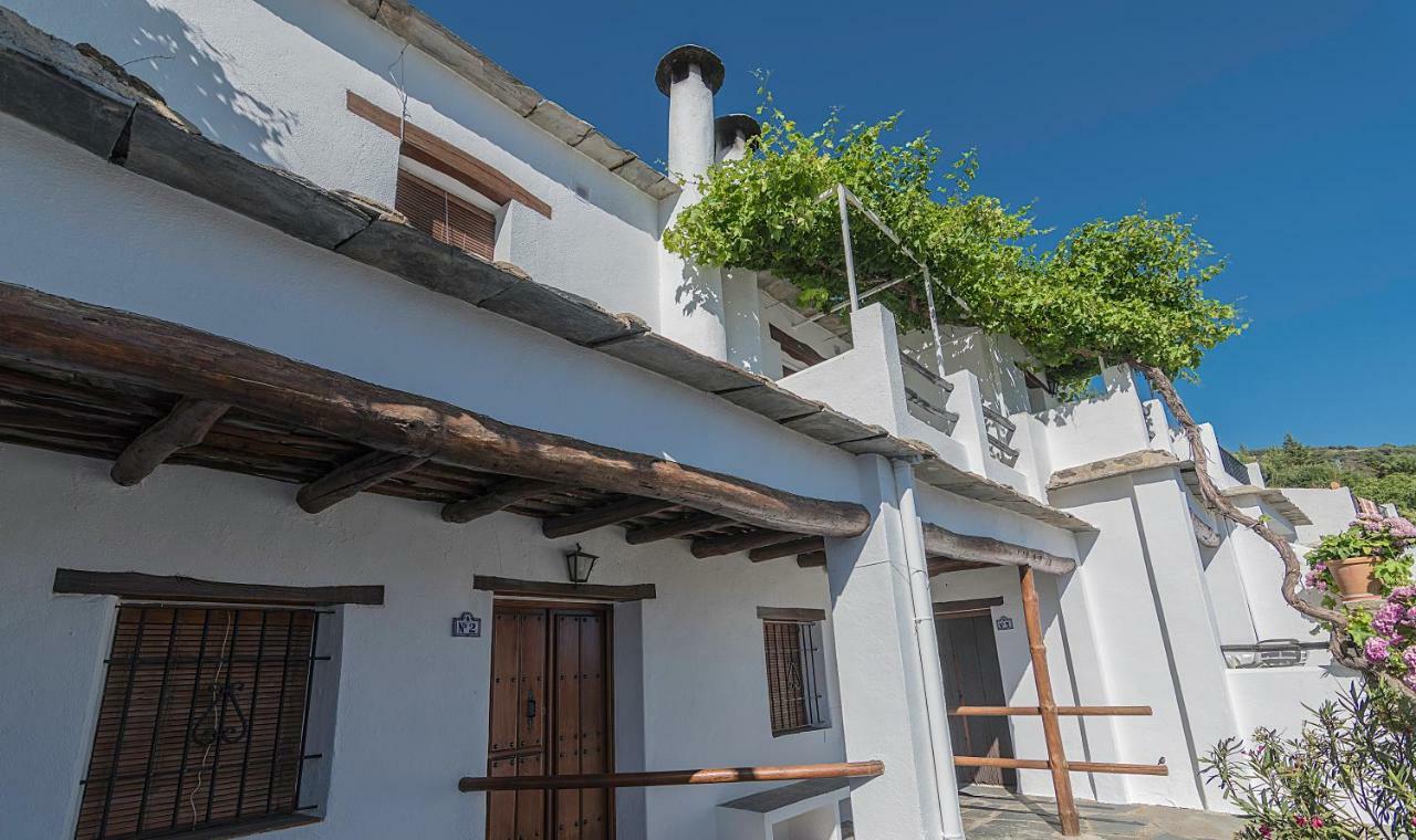 Apartamentos Rurales Las Chimeneas Capileira Ngoại thất bức ảnh
